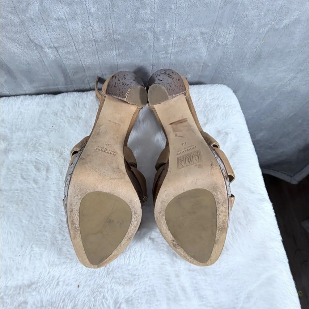 Miu Miu Tan Leather Strappy Cork Platform Heels Size 38 Made in Italy size 7.5